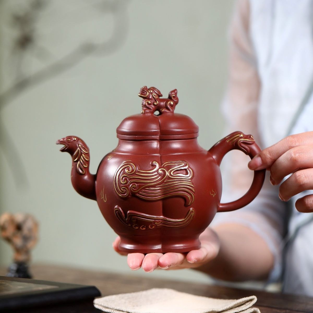 SILINE Senior Master Handmade Yixing Zisha Clay Teapot -570ml,Zhuni 高工王卫明,龙凤呈祥