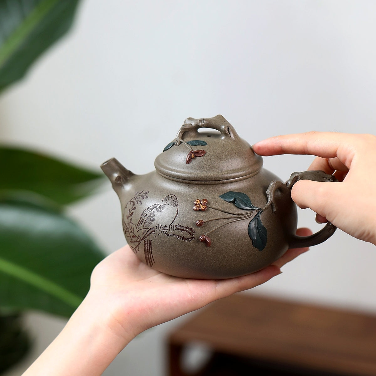 SILINE Professor Master Handmade Yixing Zisha Clay Teapot -500ml,Duanni 正高刘军,玉兰容天