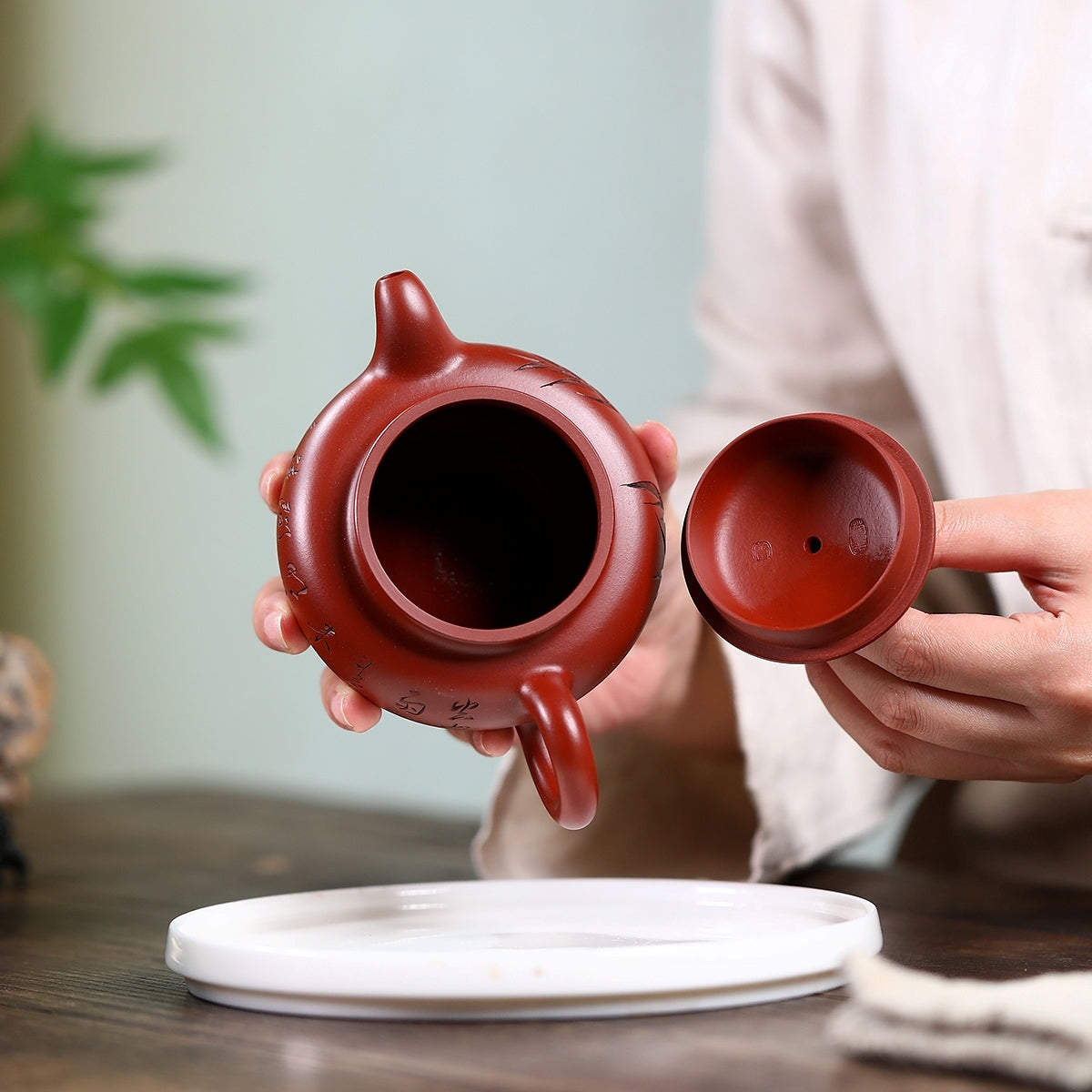 SILINE Master Handmade Yixing Zisha Clay Teapot -280ml,Zhuni 国工霍菊华,掇只