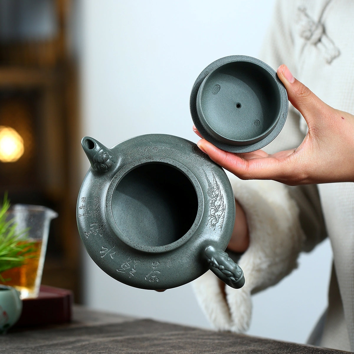SILINE Master Handmade Yixing Zisha Clay Teapot -370ml,Duanni 国工吴卫平,祥龙虚扁
